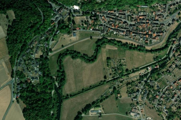Imagem de satélite da zona de Diemel (Helmarshausen)
