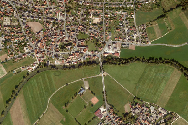 Imagem de satélite da zona de Aisch (Adelsdorf)