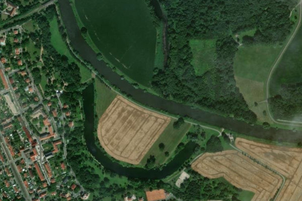 Imagem de satélite da zona de Saale (Leuna)