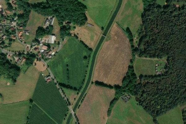 Imagem de satélite da zona de Große Aue (Ströhen)