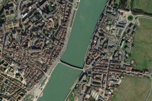 Imagem de satélite da zona de Saône (Mâcon)