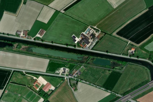 Imagem de satélite da zona de IJzer (Sint-Joris)