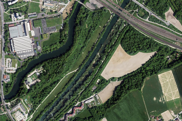 Imagem de satélite da zona de Traun (Linz)