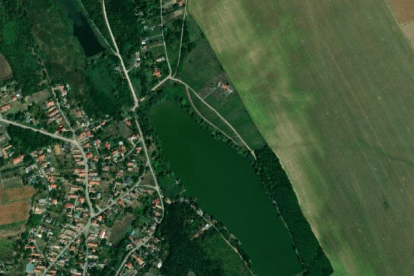 Imagem de satélite da zona de Pogányi tó