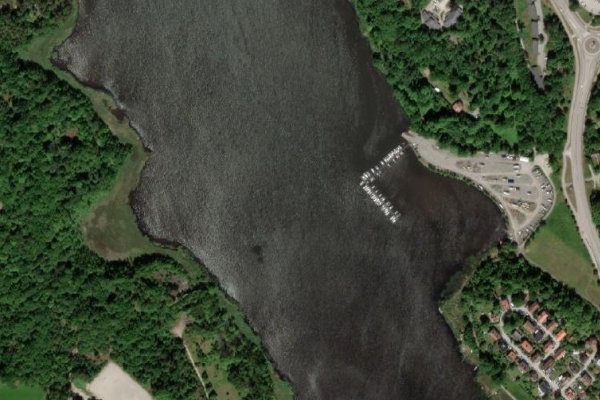 Imagem de satélite da zona de Strömshall · costa