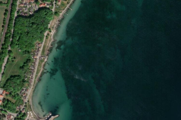 Imagem de satélite da zona de Babylone Strand