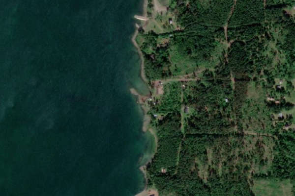 Imagem de satélite da zona de Berghamn · costa