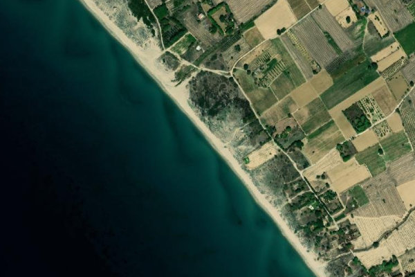 Imagem de satélite da zona de Azmak Dere