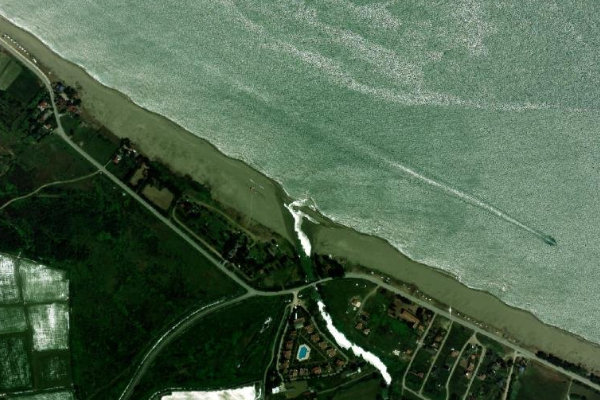 Imagem de satélite da zona de Karasu