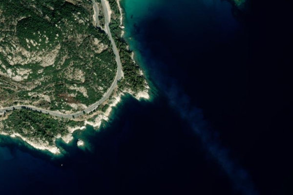 Imagem de satélite da zona de Ákra Akronéri