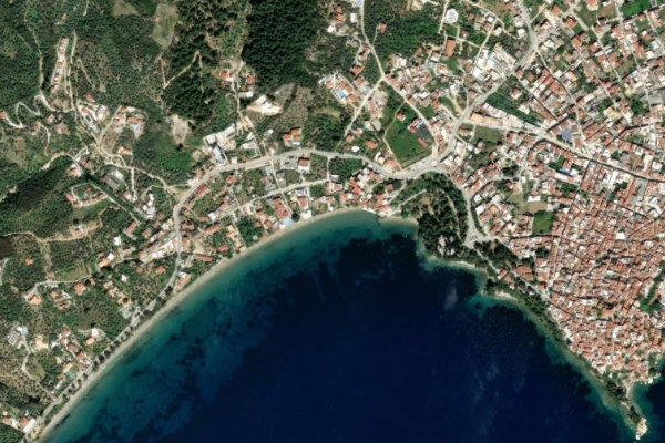 Imagem de satélite da zona de Megali Ammos