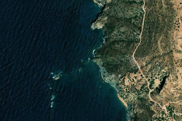 Imagem de satélite da zona de Strophes Ledge