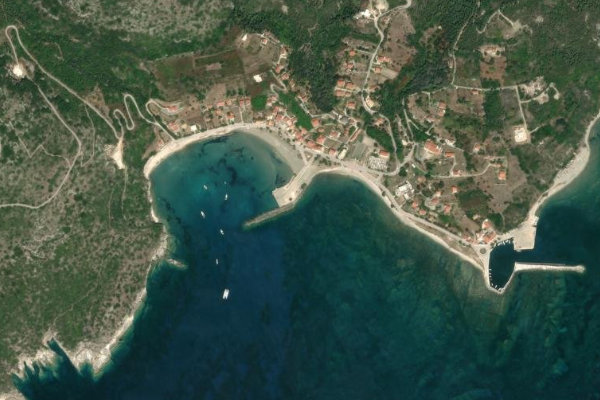 Imagem de satélite da zona de Órmos Ámmos