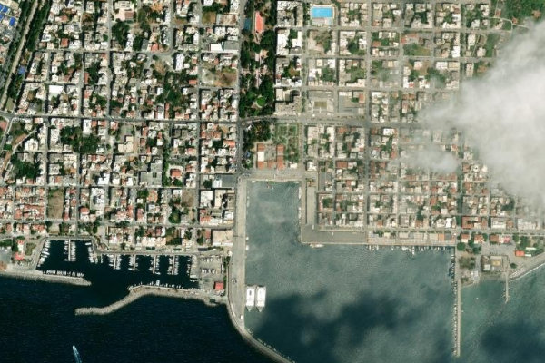 Imagem de satélite da zona de Kalamata Port