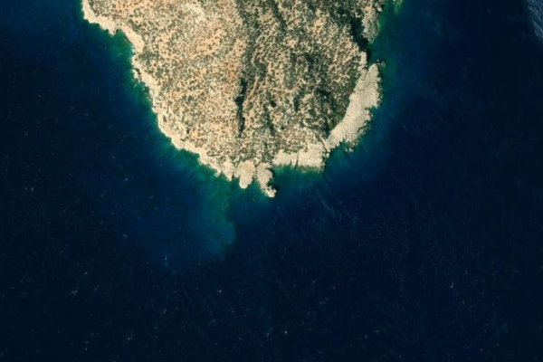 Imagem de satélite da zona de Ákra Vólakas